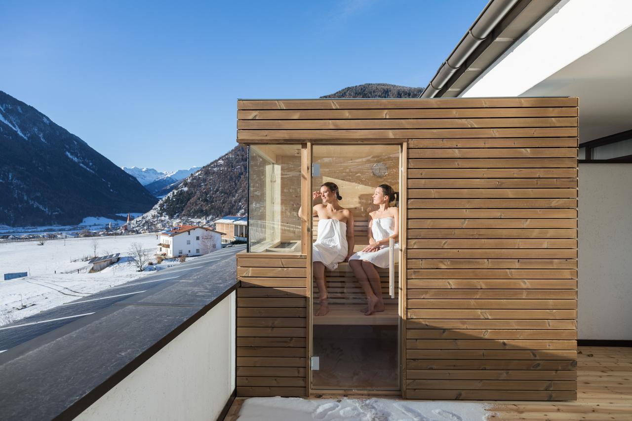 Hotel Garberhof Malles Venosta Esterno foto